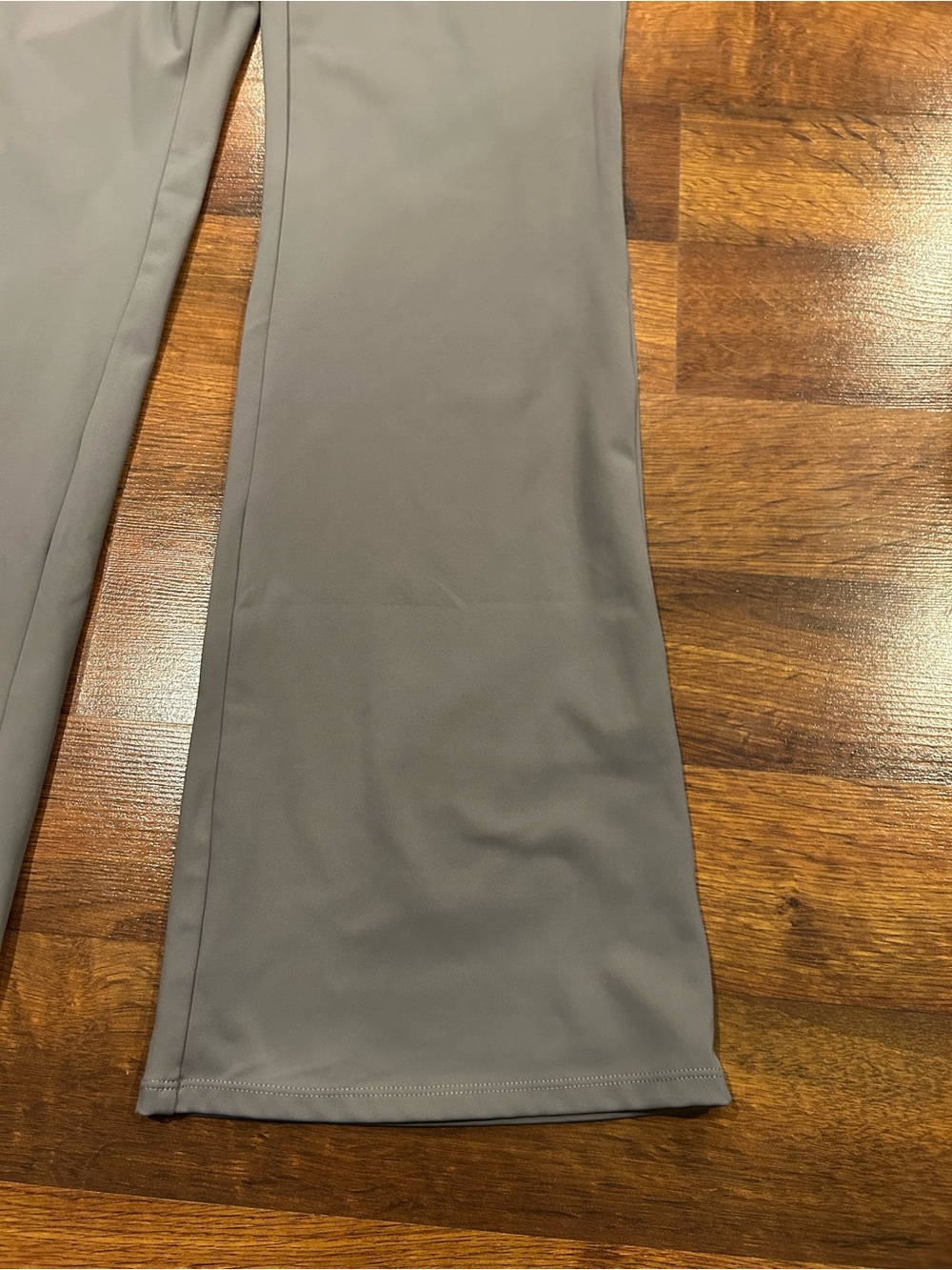 Halara High Waisted Flare Leg Yoga Pants with Pockets Gray Small Tall - Picture 2 of 6